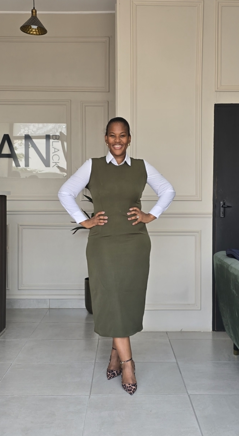  ZanBlack | Olive Green Pencil Dress